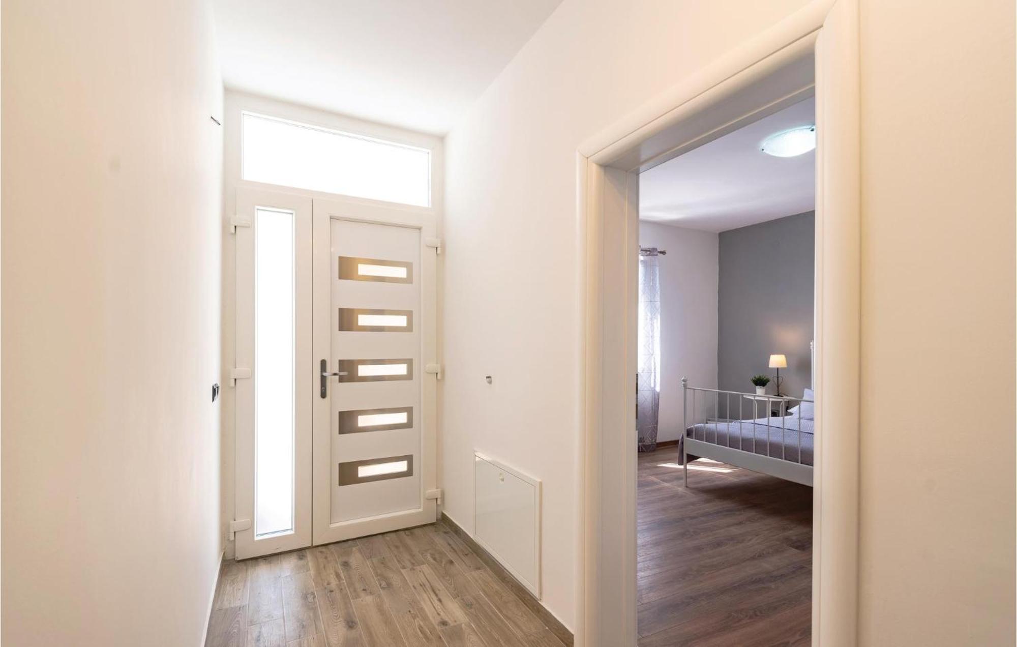 Nice Apartment In Orebic With House Sea View Exterior foto