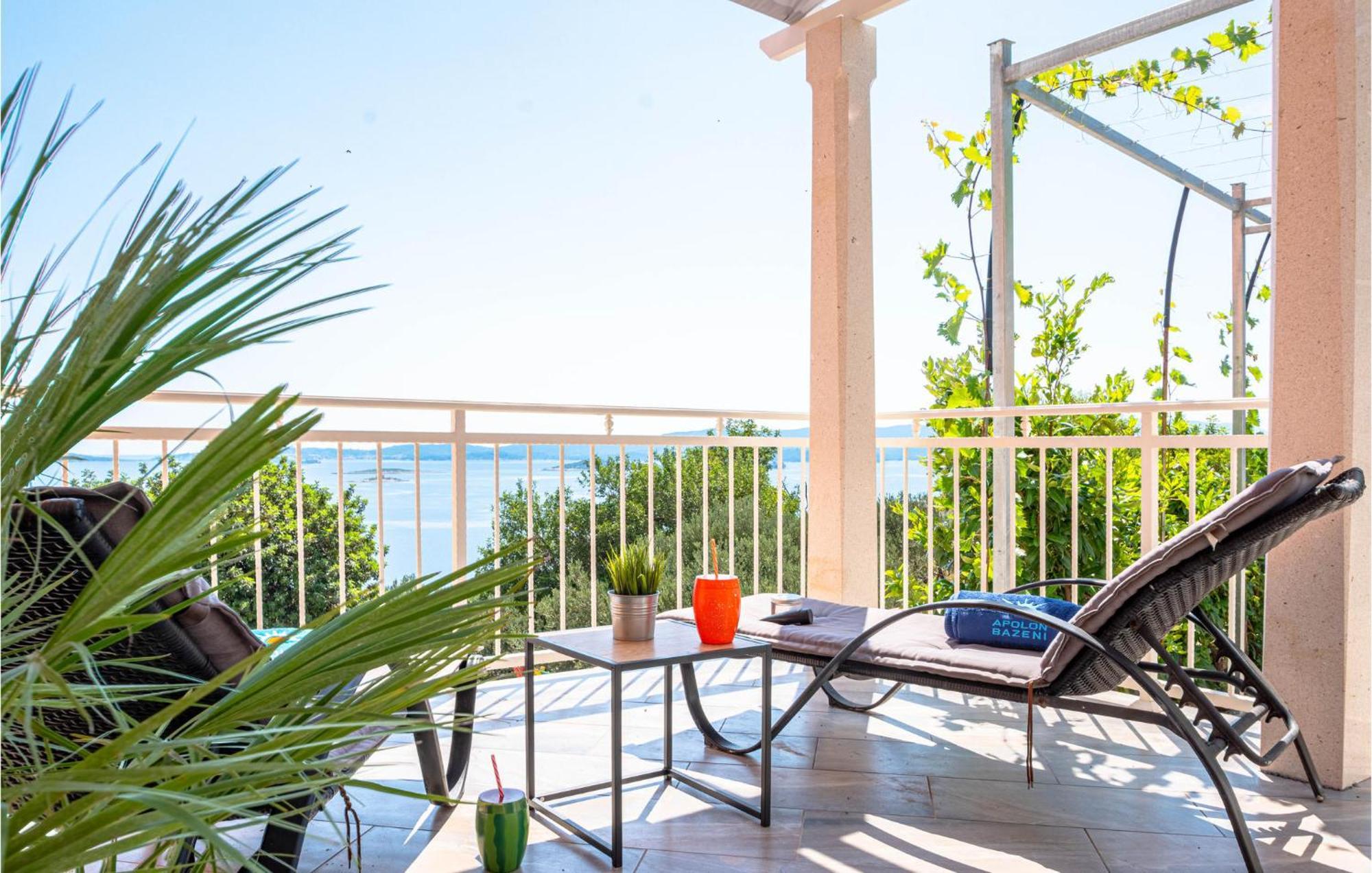 Nice Apartment In Orebic With House Sea View Exterior foto